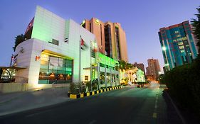 Holiday Inn - Suites Kuwait Salmiya, An Ihg Hotel Kuveyt Exterior photo