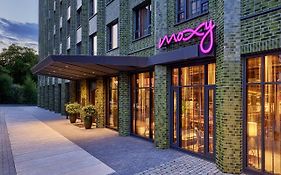 Moxy Cologne Muelheim Otel Exterior photo