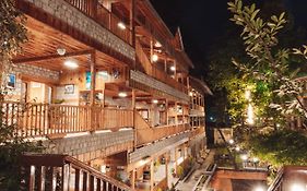 Hotel Negi'S Mayflower A Heritage Since 1965 Manāli Exterior photo