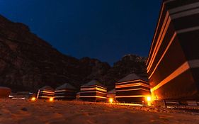 Wadi Rum Secrets Camp Daire Exterior photo