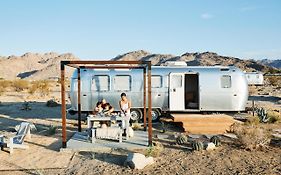 Autocamp Joshua Tree Otel Exterior photo