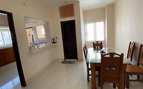 4 Beds Condo Holiday Home At Bashundhara Dakka Exterior photo