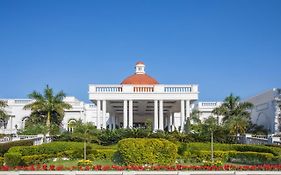 Taj Mahal Lucknow Otel Exterior photo