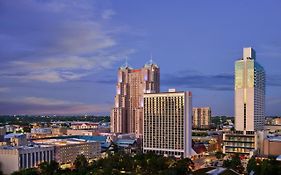 San Antonio Marriott Rivercenter On The River Walk Otel Exterior photo