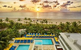 Royal Palm South Beach Miami, A Tribute Portfolio Resort Miami Beach Exterior photo