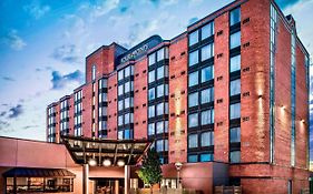 Four Points By Sheraton Mississauga Meadowvale Otel Exterior photo