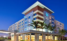 Hyatt House Fort Lauderdale Airport/Cruise Port Otel Dania Beach Exterior photo