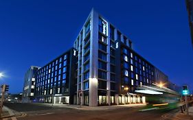 Travelodge Plus Dublin City Centre Exterior photo