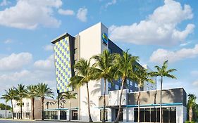 Tru By Hilton Ft Lauderdale Airport Otel Dania Beach Exterior photo