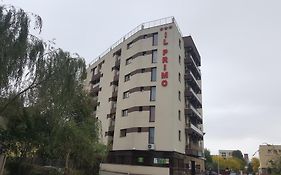 Il Primo Apartments Yaş Exterior photo