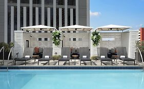 Le Meridien New Orleans Otel Exterior photo