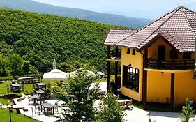 N'Bjeshke Te Guri I Zi Otel Prizren Exterior photo