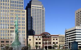 Cleveland Marriott Downtown At Key Tower Otel Exterior photo