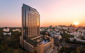 Conrad Bengaluru Otel Exterior photo