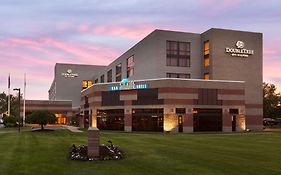 Doubletree By Hilton Bradley International Airport Otel Windsor Locks Exterior photo