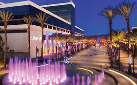 Hilton Anaheim Otel Exterior photo