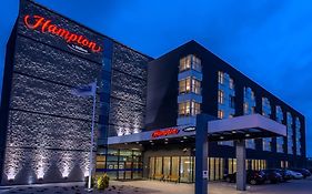 Hampton By Hilton Gdansk Airport Otel Exterior photo