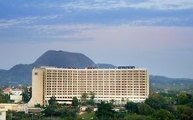 Transcorp Hilton Abuja Otel Exterior photo