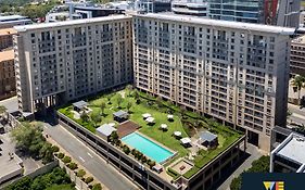 Westay Westpoint Apartments Sandton Exterior photo