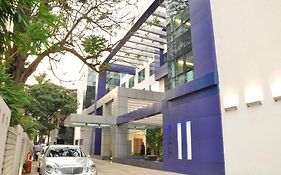 Adarsh Hamilton Otel Bangalore Exterior photo