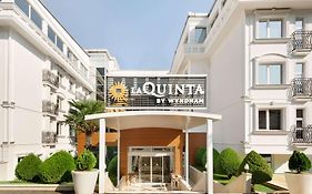 La Quinta By Wyndham Giresun Otel Exterior photo