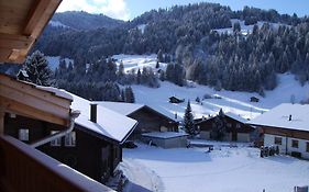 Gaestehaus Alpenblick Wildstrubel Otel Sankt Stephan Exterior photo