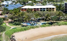 Kacy'S Bargara Beach Motel Exterior photo