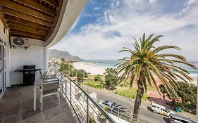 Seasonsfind - The Bay Daire Cape Town Exterior photo