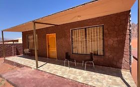 Angelina Wadi Rum Camp Daire Exterior photo