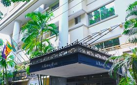 Royal Park Residence Hotel Dakka Exterior photo