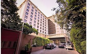 Pride Plaza Hotel, Amhedabad Exterior photo