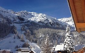 Hotel De Gletscher Gressoney-la-Trinité Exterior photo