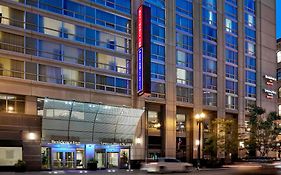 Springhill Suites Chicago Downtown/River North Exterior photo