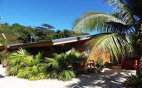 Fare Ara Location Huahine Otel Exterior photo