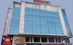 Mandakini Plaza Otel Kanpur Exterior photo