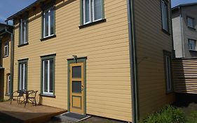 Yellow Center Holiday Home Pärnu Exterior photo