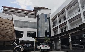 Peridot Suites Davao City Exterior photo