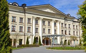 Volzhskaya Riviera Hotel Úglich Exterior photo