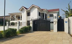 Rose Villa Spintex Exterior photo