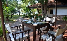 Diani House Otel Diani Beach Exterior photo