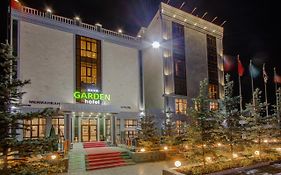 Garden Hotel Bişkek Exterior photo