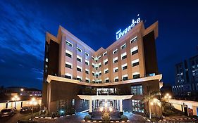 The Lilygate Lagos Otel Exterior photo