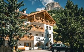 Pension Merisana Otel Corvara In Badia Exterior photo