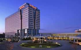 Hilton Atlanta Airport Otel Exterior photo