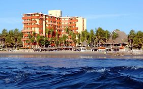 Luna Palace Otel Mazatlan Exterior photo