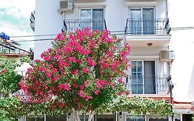 Melaike Hotel Foça Exterior photo