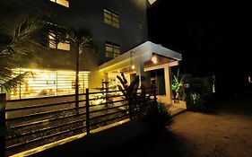 Ariston Dhangethi Inn Exterior photo