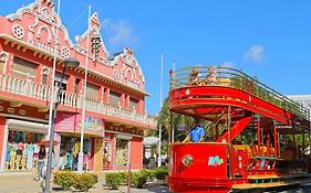 Sea Breeze Town Daire Oranjestad Exterior photo