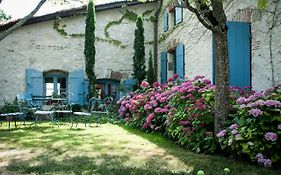 Les Huguets Bed & Breakfast Villeneuve-sur-Lot Exterior photo