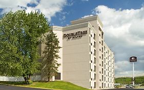 Doubletree By Hilton Pittsburgh - Meadow Lands Otel Washington Exterior photo